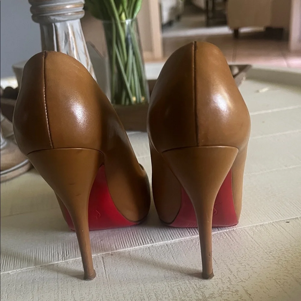 Christian Louboutin Tan Leather Pointed-Toe Pumps - Picture 3 of 5